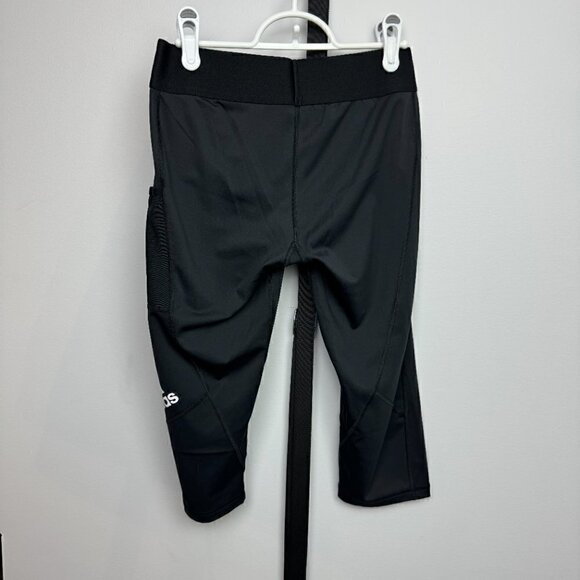 EUC - Adidas 16" approx capris. black Size L - Picture 5 of 7
